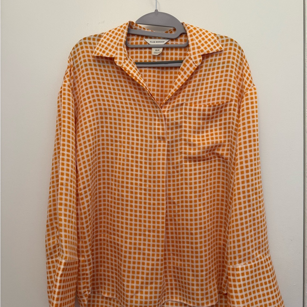 Club Monaco Orange Long Sleeve Button Down Shirt